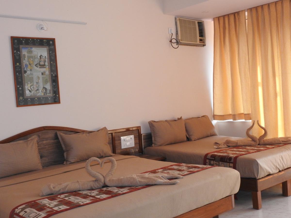 Goa Highridge Residency Hotel Panaji Ngoại thất bức ảnh